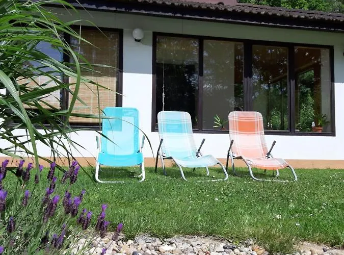 Nyaraló House 21 *